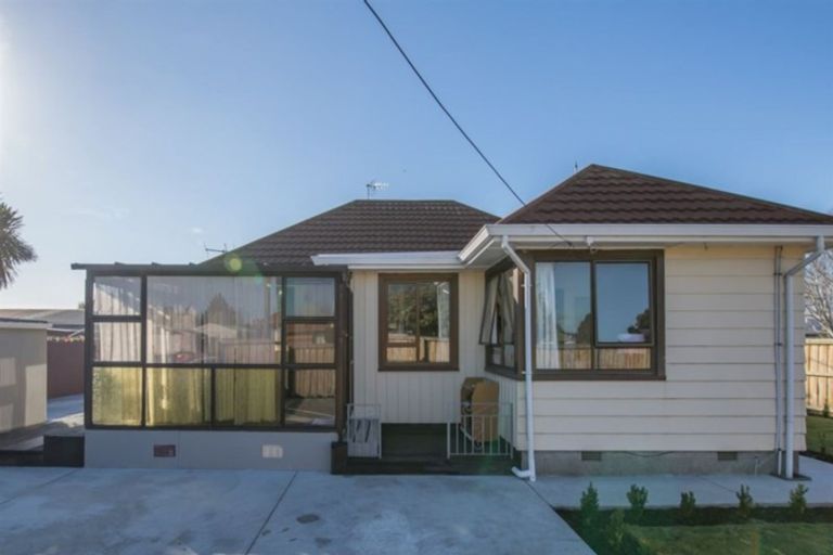 Photo of property in 35 Manurere Street, Hei Hei, Christchurch, 8042