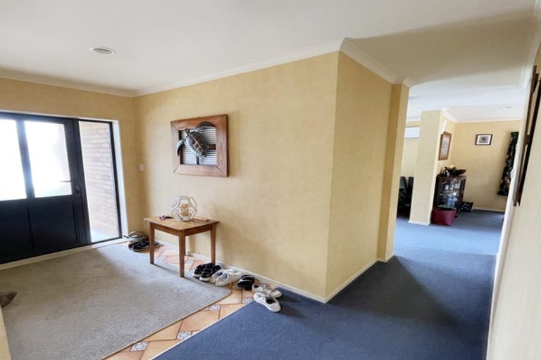 Photo of property in 12 Saxon Woods Drive, Rototuna North, Hamilton, 3210