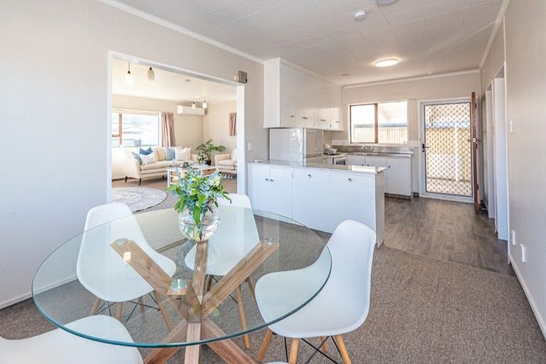 Photo of property in 3 Queen Street, Aramoho, Whanganui, 4500