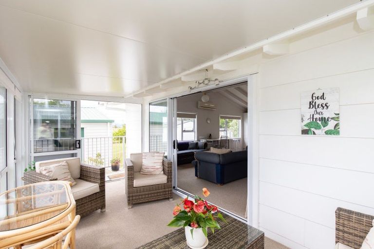 Photo of property in 26 Mahana Road, Ngatea, 3503