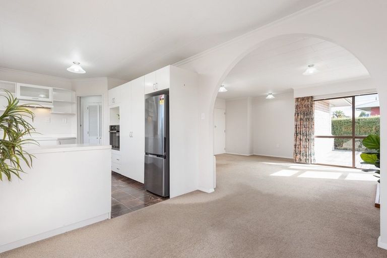 Photo of property in 4 Newbourne Crescent, Redwoodtown, Blenheim, 7201