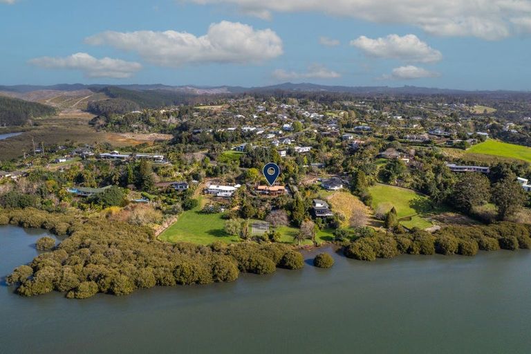 Photo of property in 132 Waipapa Road, Kerikeri, 0230