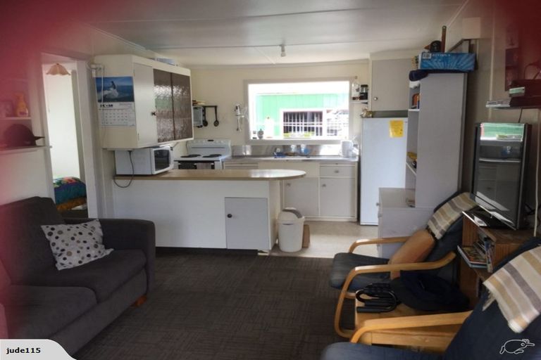 Photo of property in 1 First Avenue, Urenui, 4377