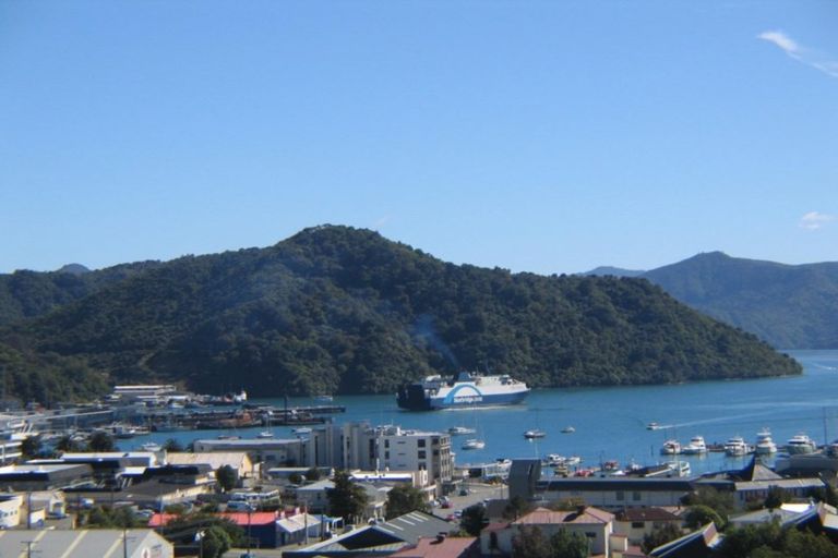 Photo of property in 31 Otago Street, Picton, 7220