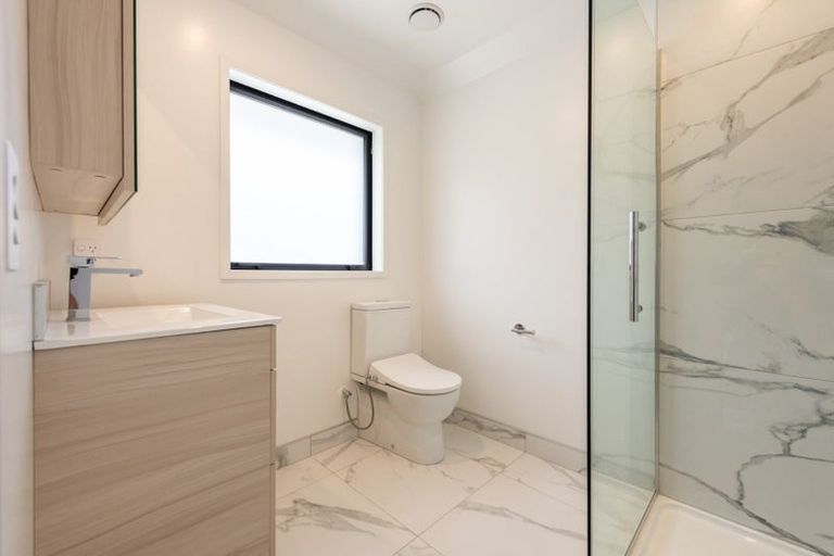 Photo of property in 1/31 Waiwhetu Road, Waiwhetu, Lower Hutt, 5010