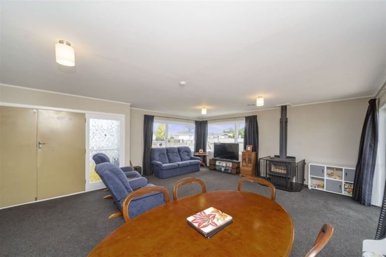 Photo of property in 8 Tawa Street, Hawera, 4610