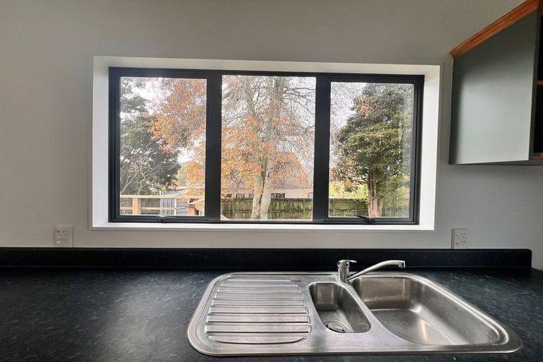 Photo of property in 127 Lancaster Road, Beach Haven, Auckland, 0626