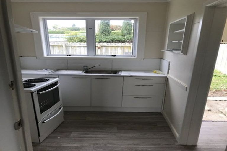 Photo of property in 59 Pah Road, Cockle Bay, Auckland, 2014