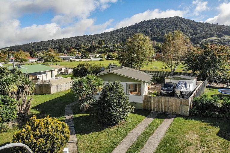 Photo of property in 5 Emerald Street, Pukehangi, Rotorua, 3015