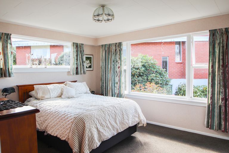 Photo of property in 70 Weston Road, Waiareka Junction, Oamaru, 9401