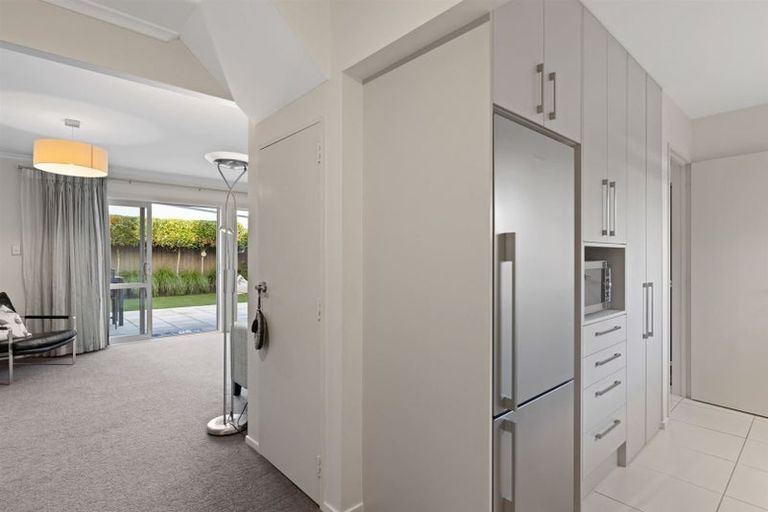 Photo of property in 3/71 Office Road, Merivale, Christchurch, 8014