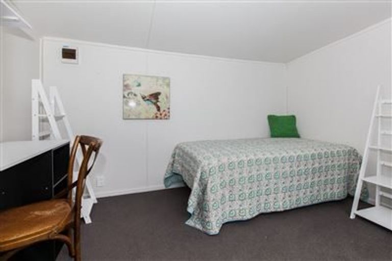 Photo of property in 188 Grimseys Road, Redwood, Christchurch, 8051