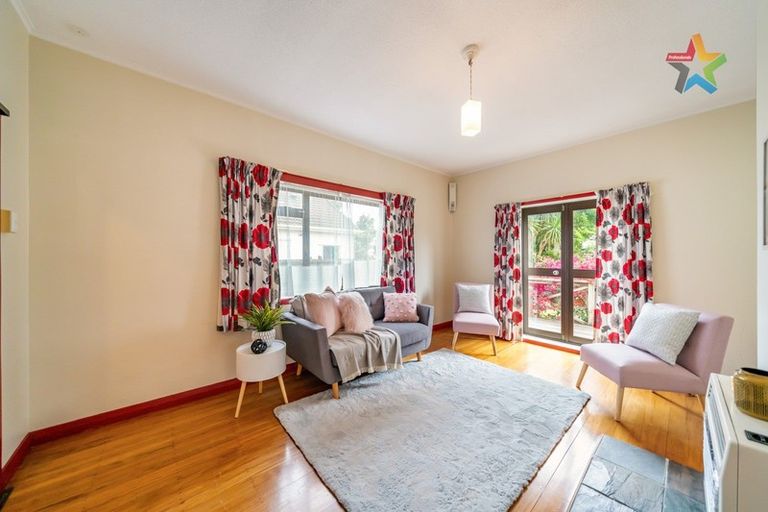 Photo of property in 16 Brook Street, Waiwhetu, Lower Hutt, 5010