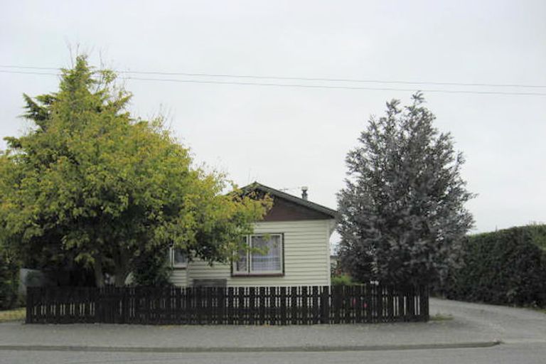 Photo of property in 83 Mcmurdo Street, Tinwald, Ashburton, 7700