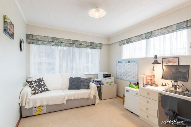 Photo of property in 64 Holdsworth Avenue, Trentham, Upper Hutt, 5018