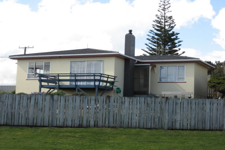 Photo of property in 116 Karaka Street, Castlecliff, Whanganui, 4501