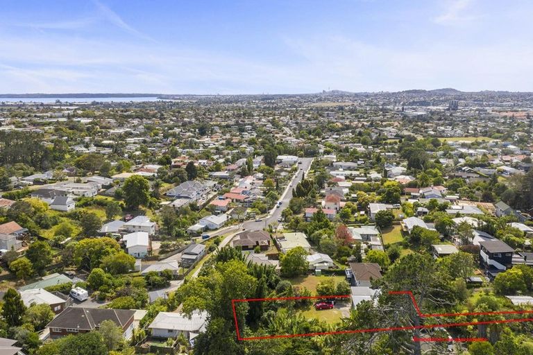 Photo of property in 56a Fairmount Road, Titirangi, Auckland, 0604