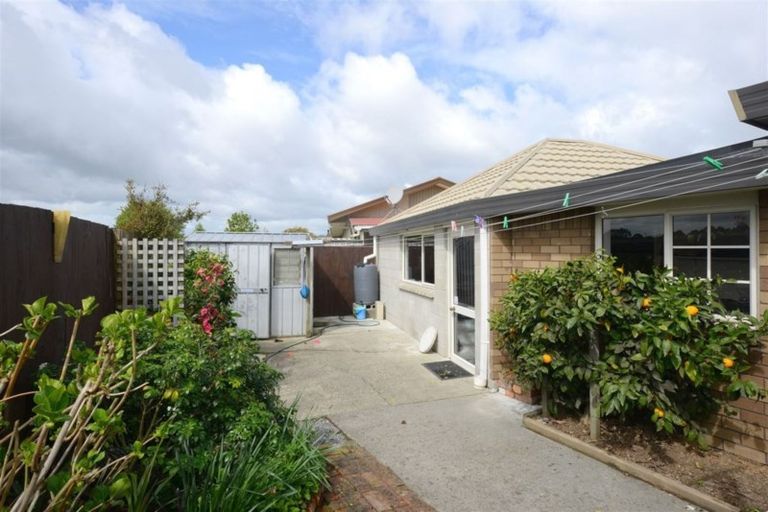 Photo of property in 50b Karnak Crescent, Russley, Christchurch, 8042