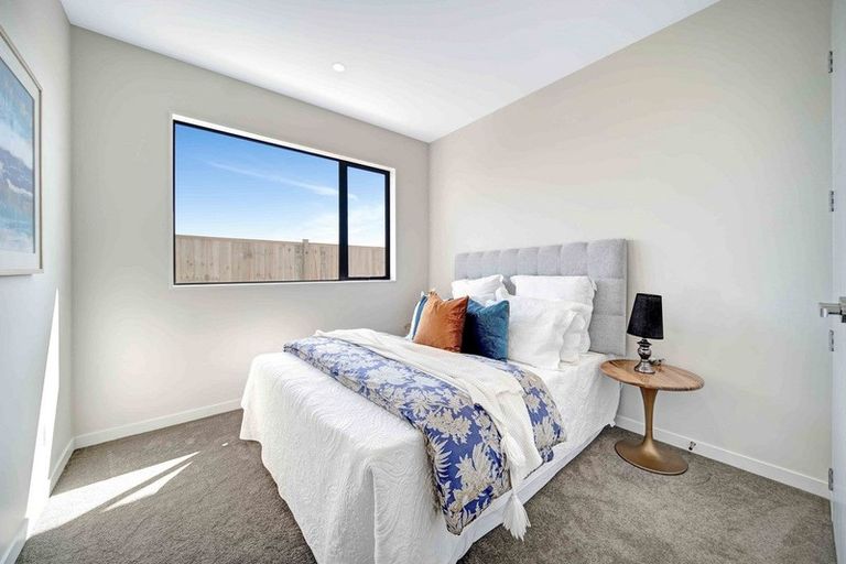 Photo of property in 27 Uatoto Road, Clarks Beach, 2122