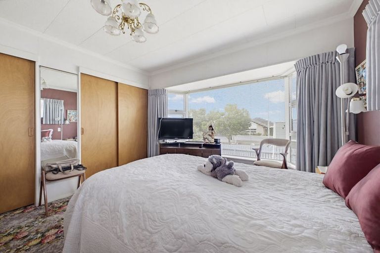 Photo of property in 66 Tukapa Street, Westown, New Plymouth, 4310