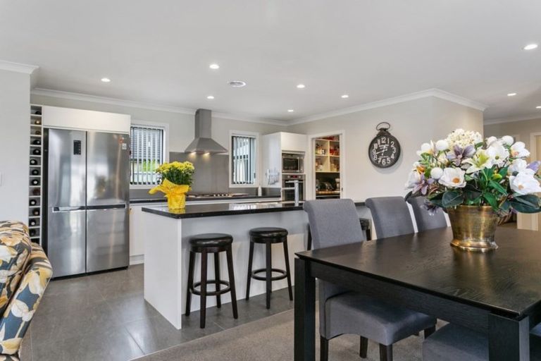 Photo of property in 33 Tulip Drive, Cambridge, 3434