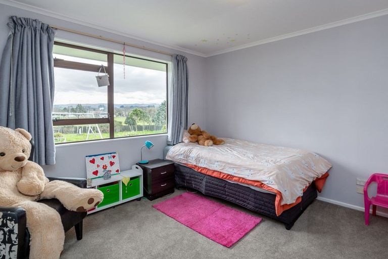 Photo of property in 1 Tudor Road, Pahiatua, 4910