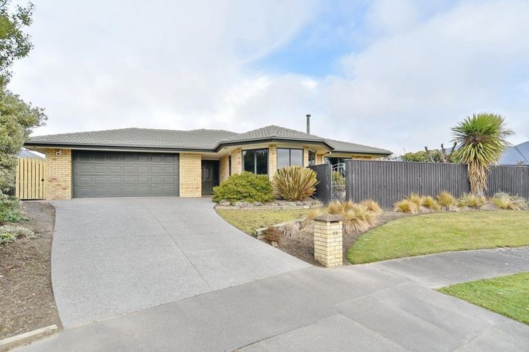 Photo of property in 30 John Morel Place, Parklands, Christchurch, 8083