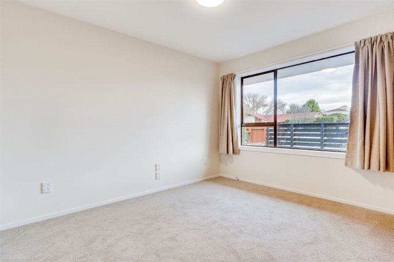 Photo of property in 75 Corfe Street, Ilam, Christchurch, 8041