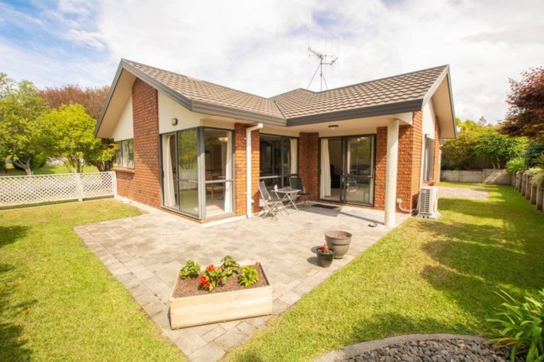 Photo of property in 38 Pelorus Street, Welcome Bay, Tauranga, 3112