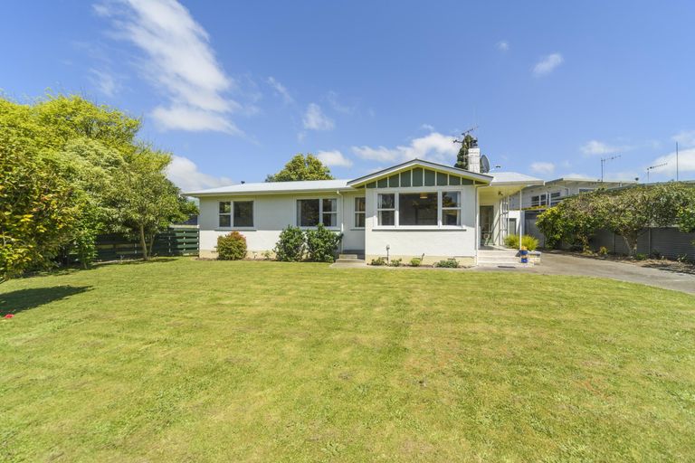Photo of property in 99 Buick Crescent, Awapuni, Palmerston North, 4412