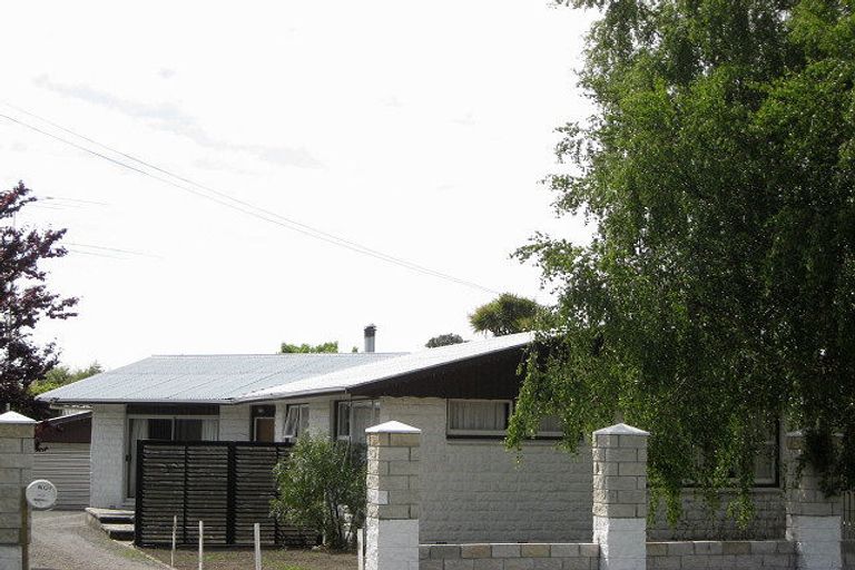 Photo of property in 218 Grimseys Road, Redwood, Christchurch, 8051
