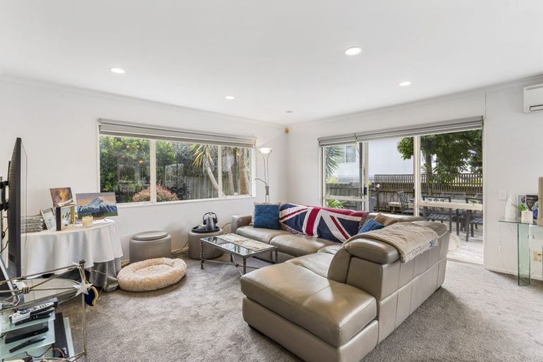 Photo of property in 2/62 Orangewood Drive, Northpark, Auckland, 2013