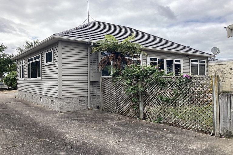 Photo of property in 110 Rifle Range Road, Dinsdale, Hamilton, 3204