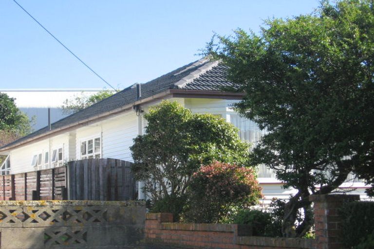 Photo of property in 72a Strathmore Avenue, Strathmore Park, Wellington, 6022