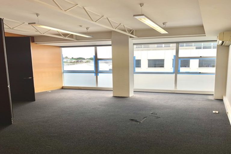 Photo of property in 1b/6 Kingdon Street, Newmarket, Auckland, 1023