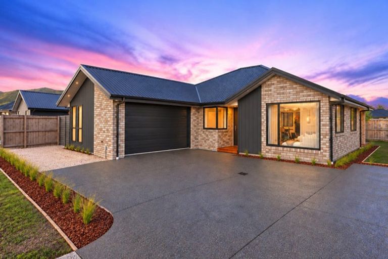 Photo of property in 24 Whareatea Road, Redwoodtown, 7201