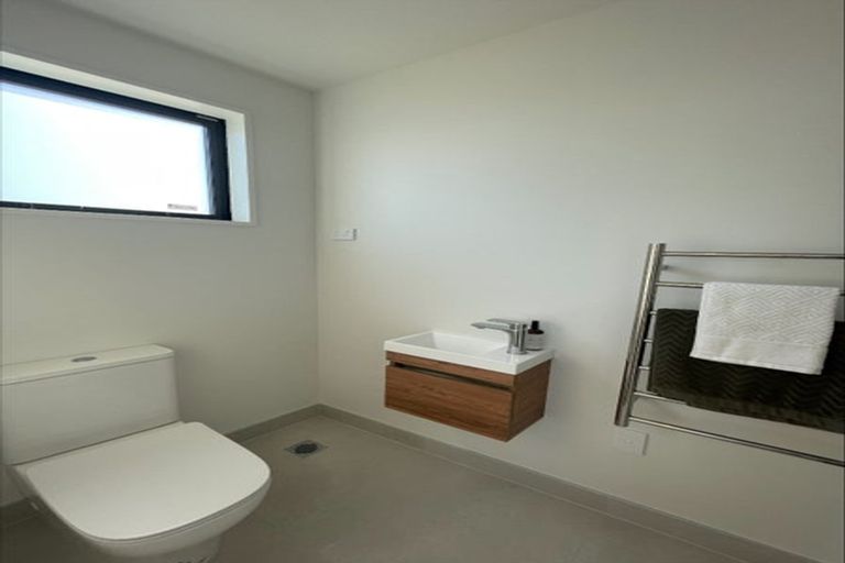 Photo of property in 2/235 Cranford Street, St Albans, Christchurch, 8014