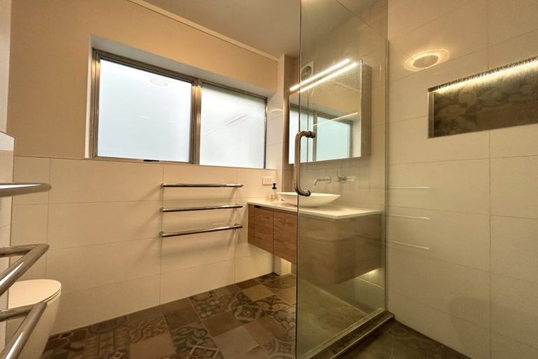 Photo of property in 2/13 Park Avenue, Takapuna, Auckland, 0622