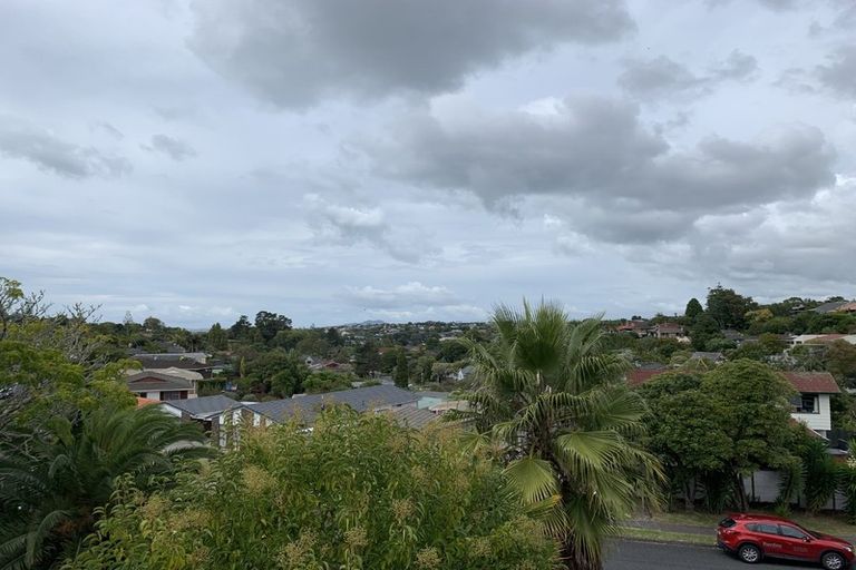Photo of property in 88 Stapleford Crescent, Browns Bay, Auckland, 0630