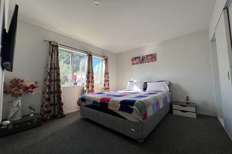 Photo of property in 41 Regiment Road, Papakura, 2110