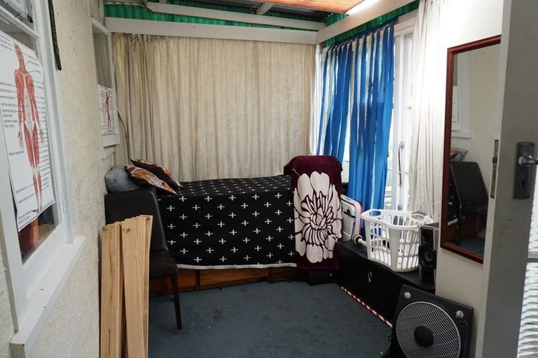 Photo of property in 66 Salisbury Street, Levin, 5510