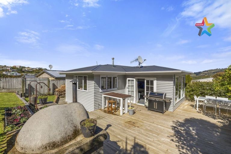 Photo of property in 18 Kaitangata Crescent, Kelson, Lower Hutt, 5010