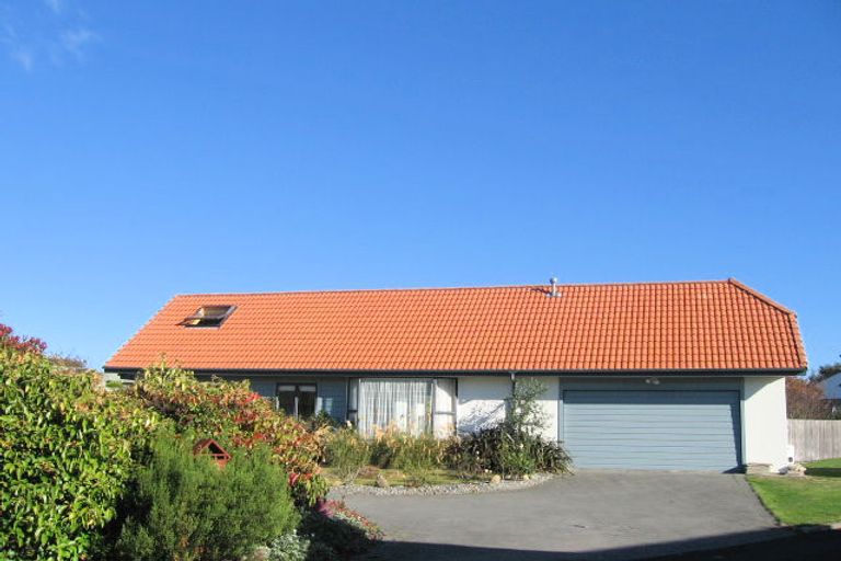 Photo of property in 20 Realm Drive, Paraparaumu, 5032