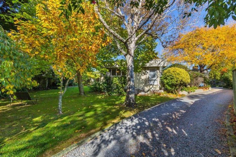Photo of property in 51 Barton Avenue, Heretaunga, Upper Hutt, 5018