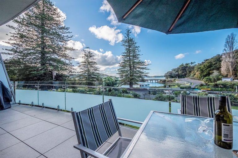 Photo of property in Bridgewater Apartments, 207/7 Te Rangi Cross Road, Paihia, 0200