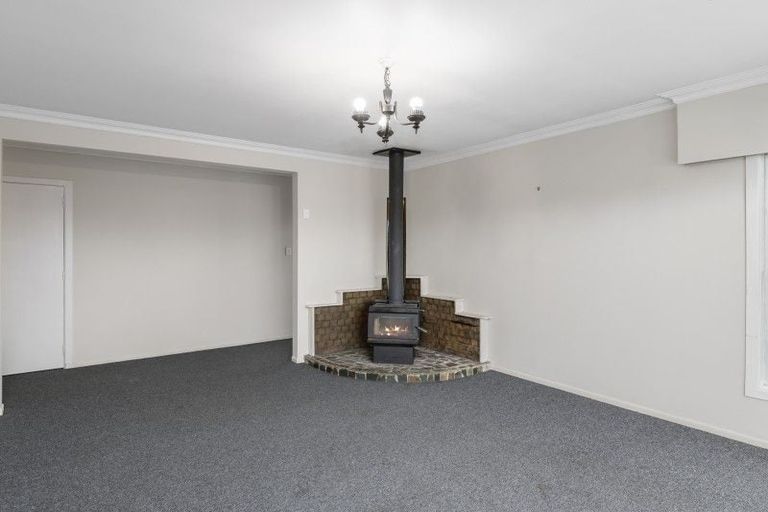 Photo of property in 6 Fox Street, Levin, 5510