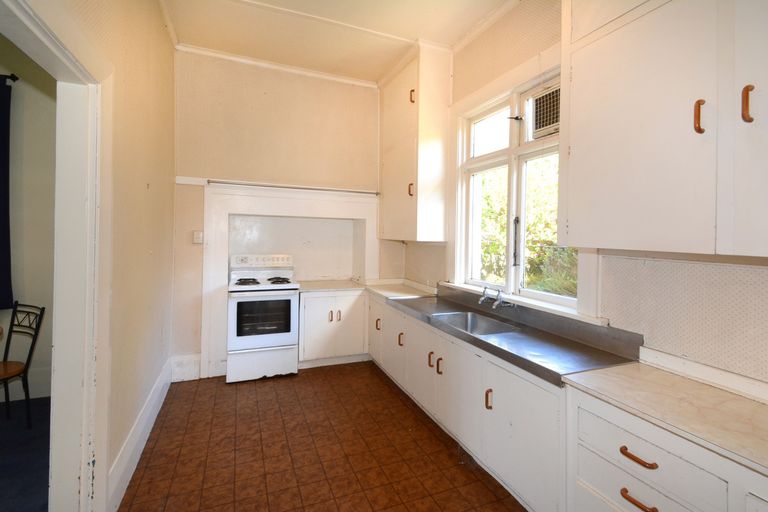 Photo of property in 37 Skibo Street, Kew, Dunedin, 9012