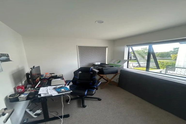 Photo of property in 20/12 Arney Road, Ranui, Auckland, 0612