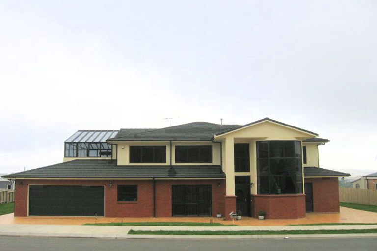 Photo of property in 6 Ashwood Street, Woodridge, Wellington, 6037