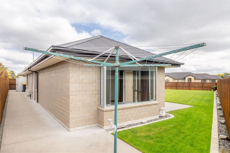 Photo of property in 27 Clematis Place, Wigram, Christchurch, 8042